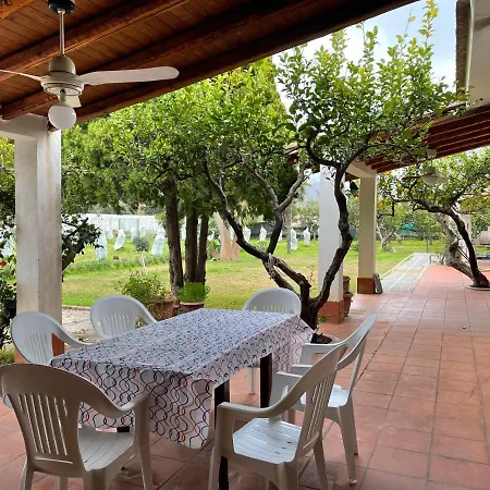 Villa Elisa *